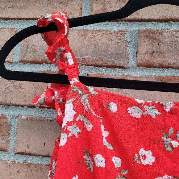 Solaris Style Maxi Dress With Shorts - Picture 16 of 16